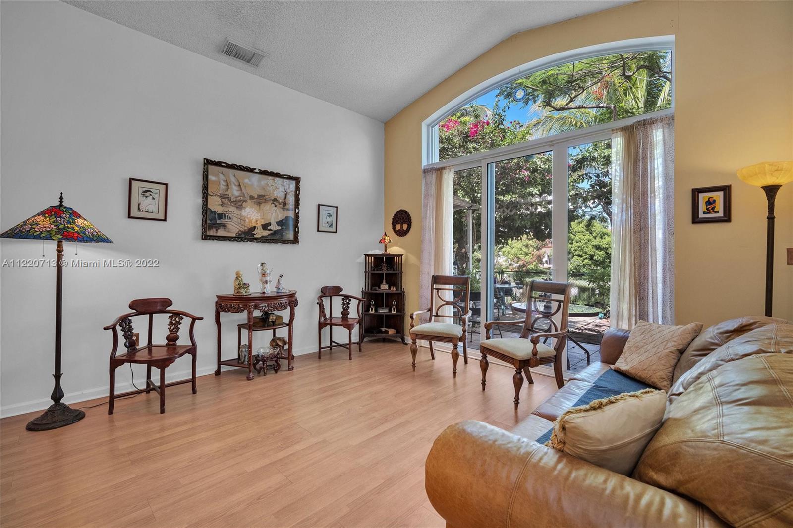 Listing Photo 23