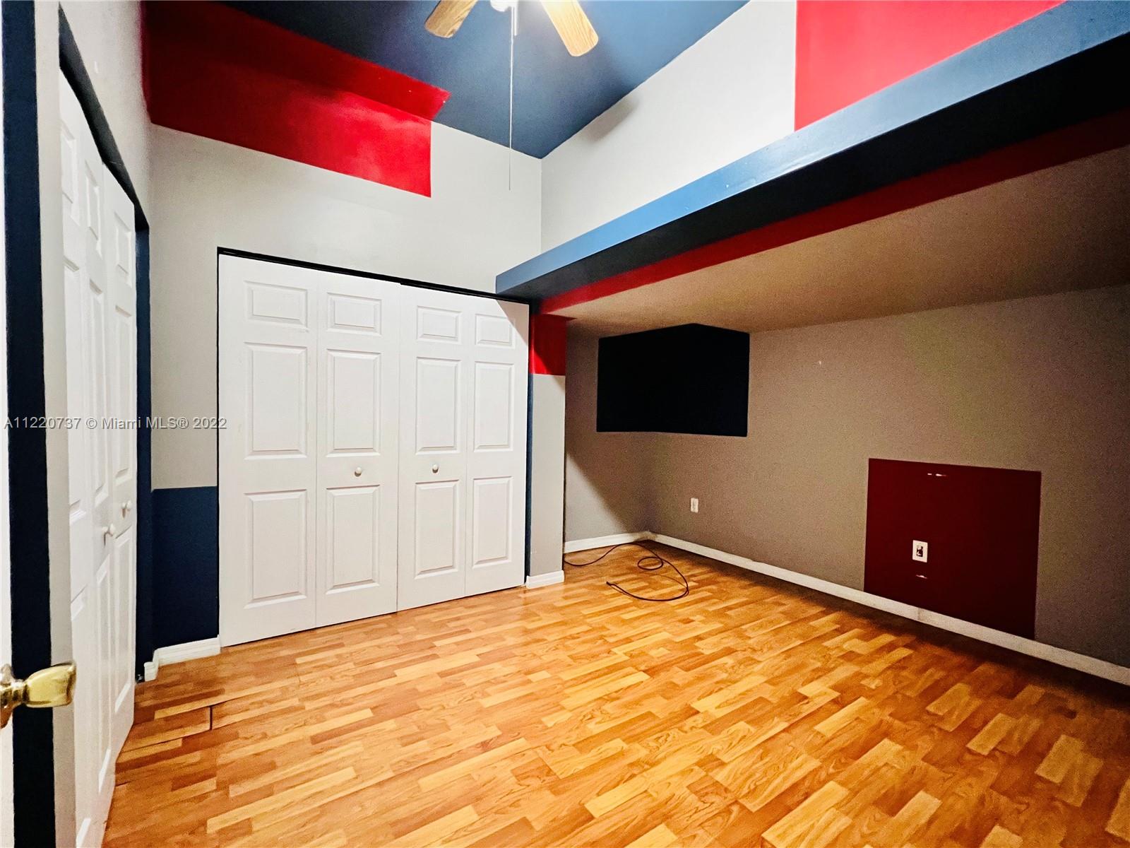 Listing Photo 25