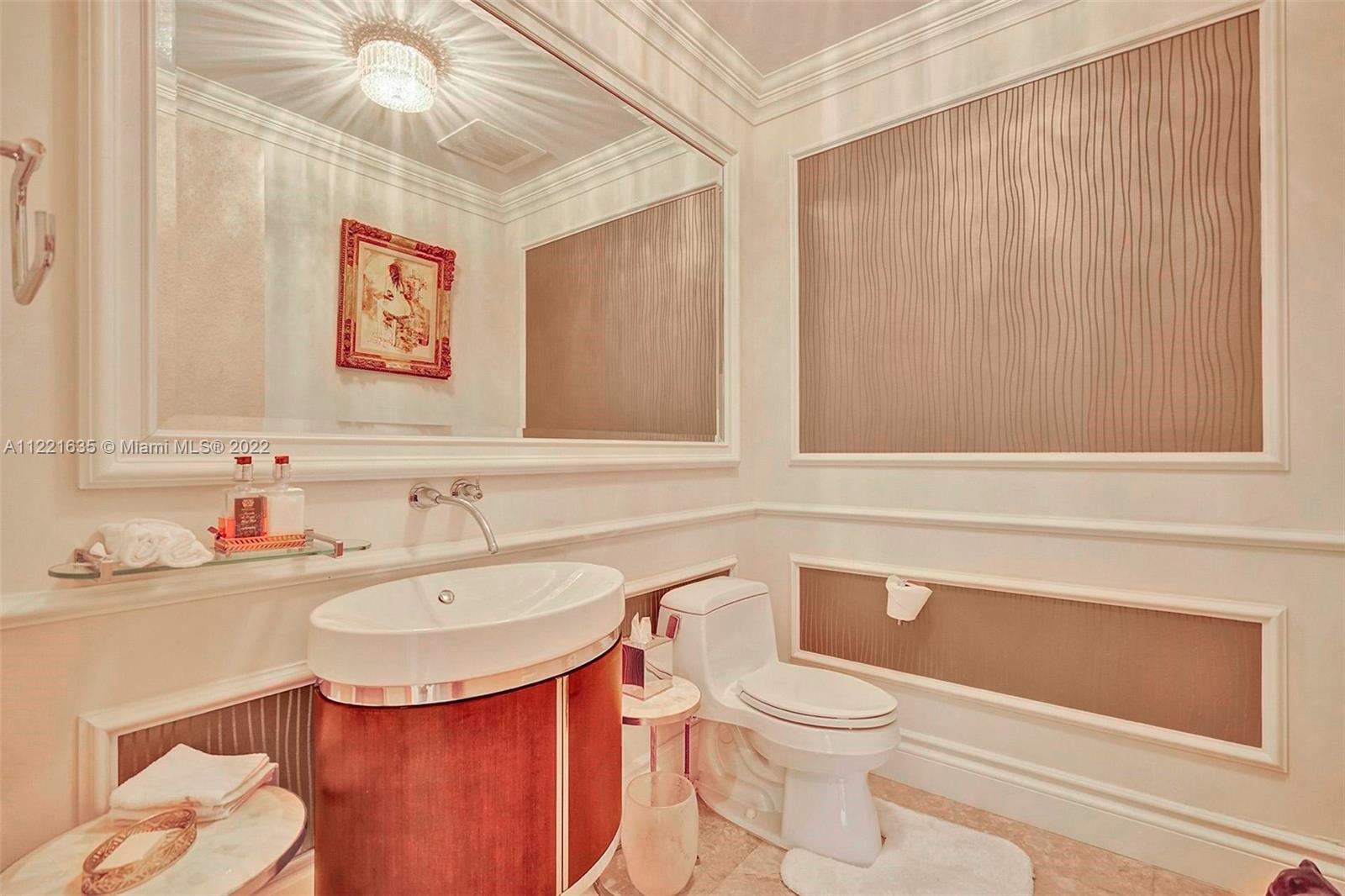 Listing Photo 12