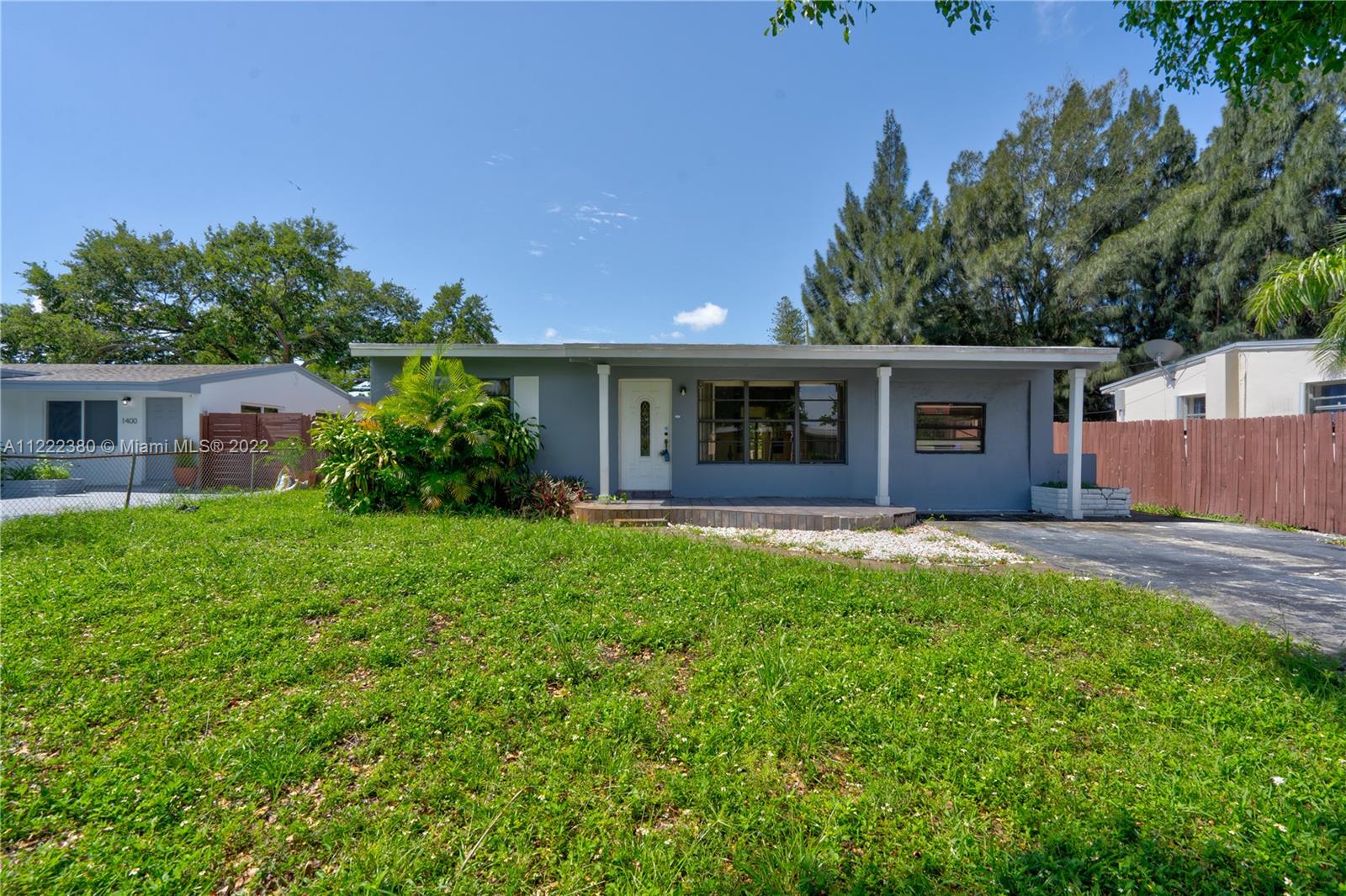 1406 NW 11th Pl  For Sale A11222380, FL