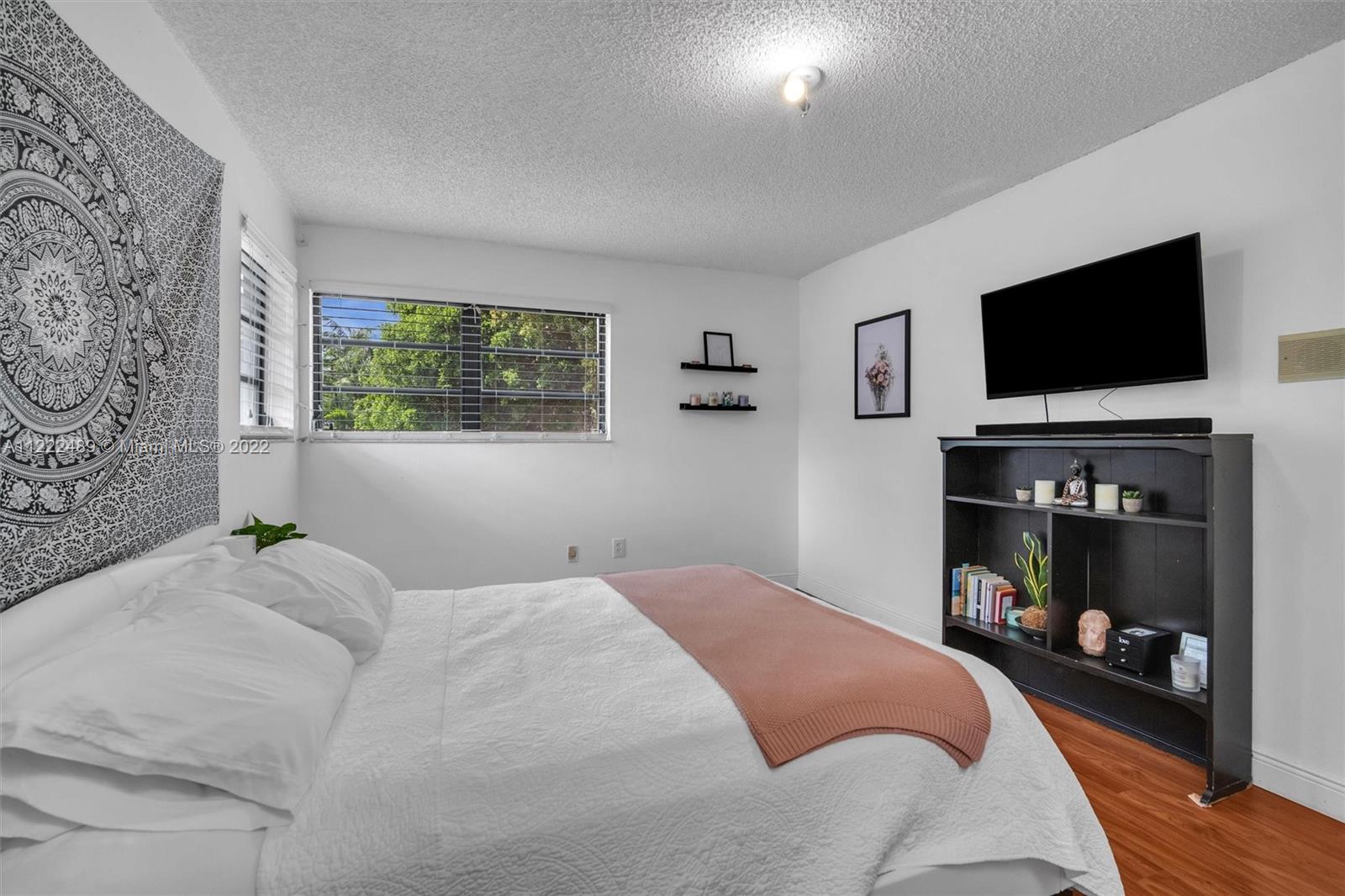 Listing Photo 22