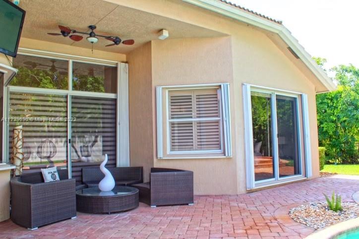 Listing Photo 14