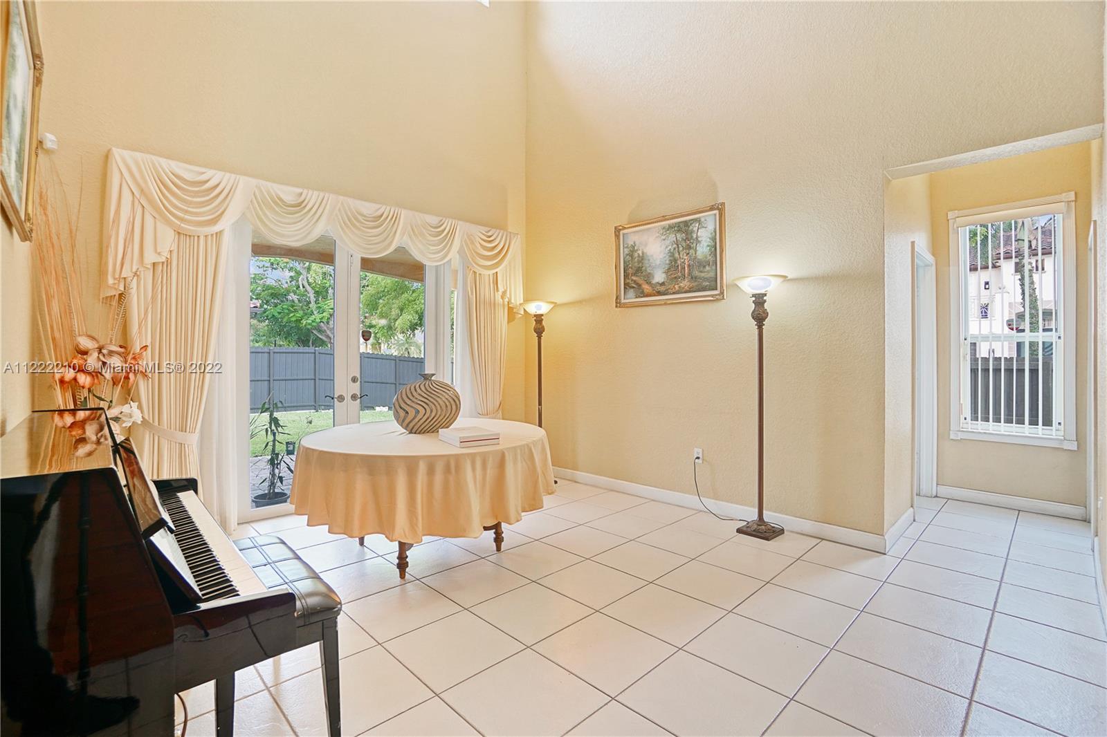 Listing Photo 7