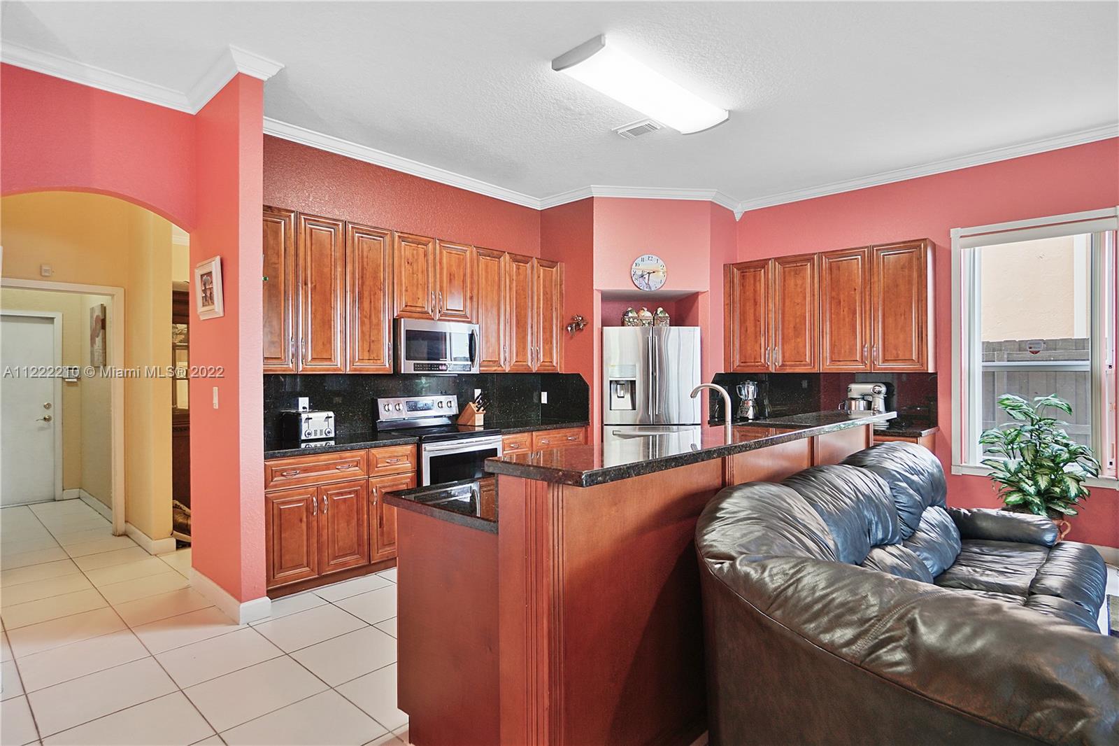 Listing Photo 8