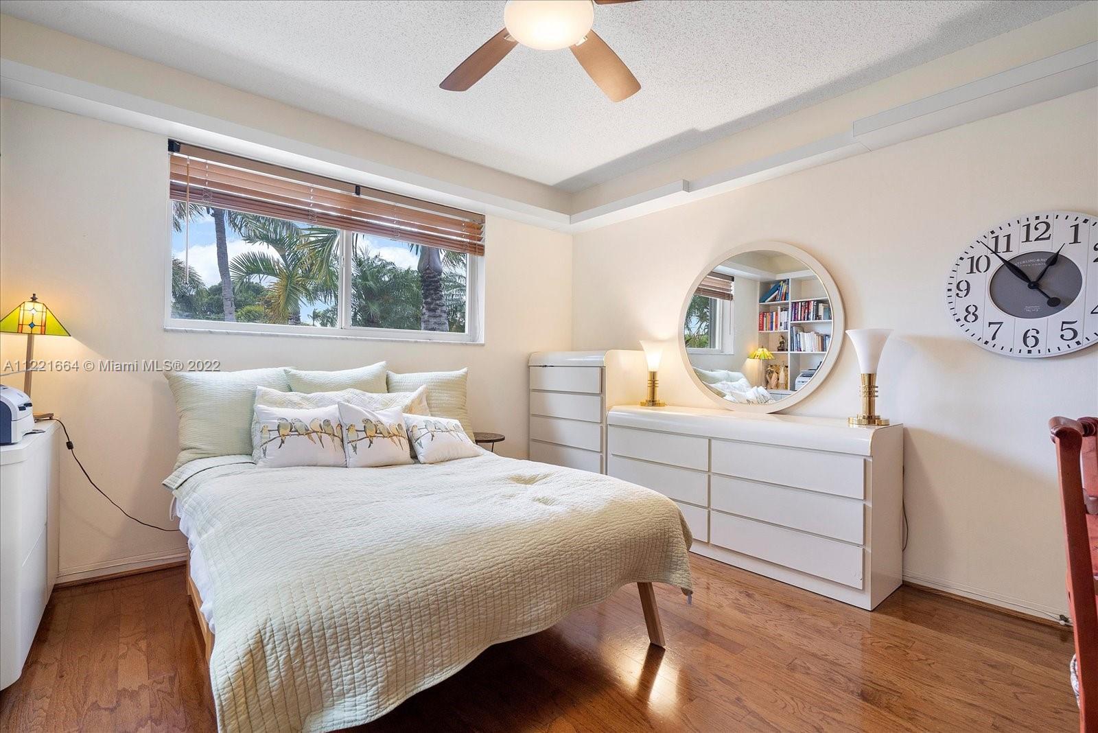 Listing Photo 25