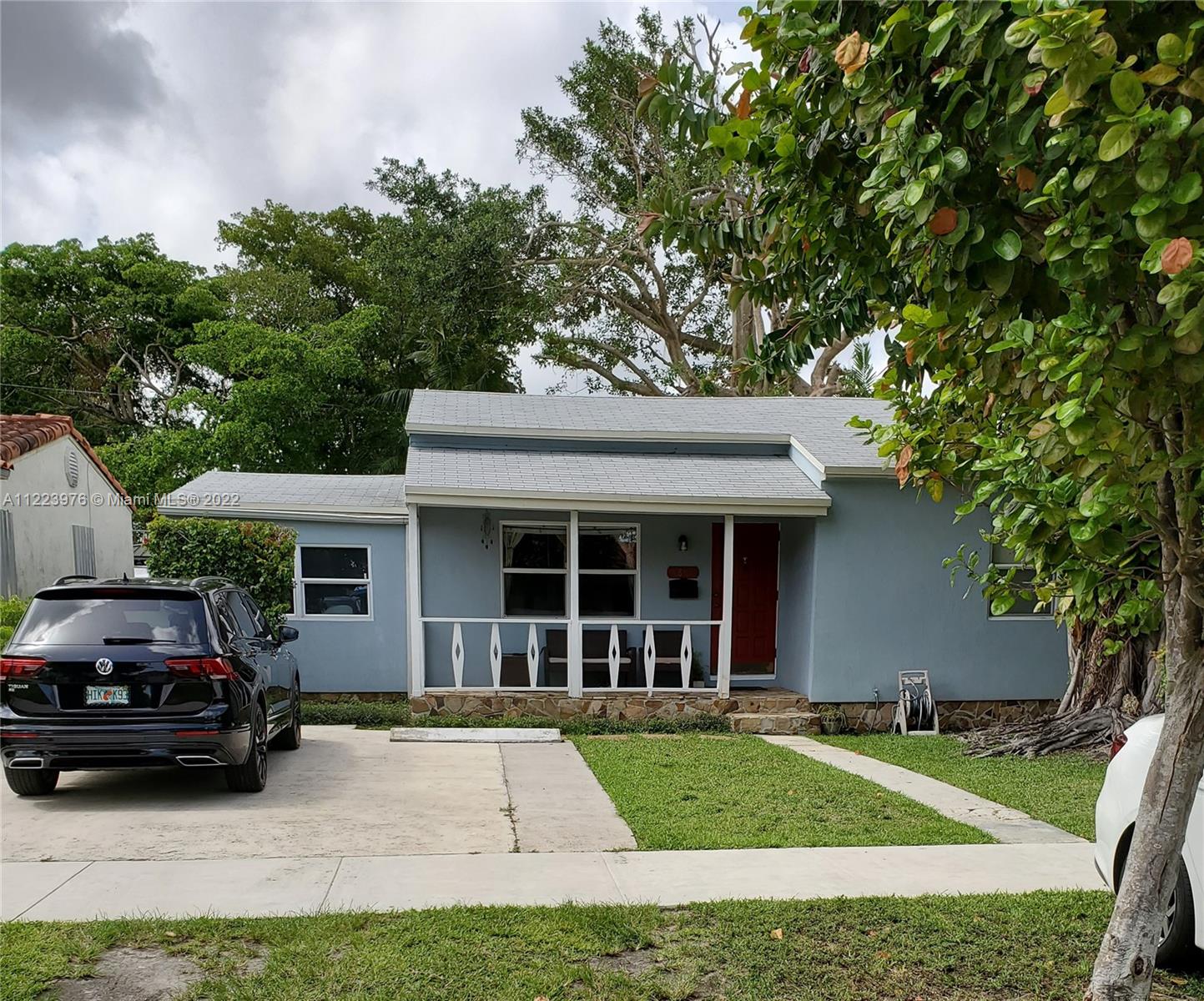 Undisclosed For Sale A11223976, FL