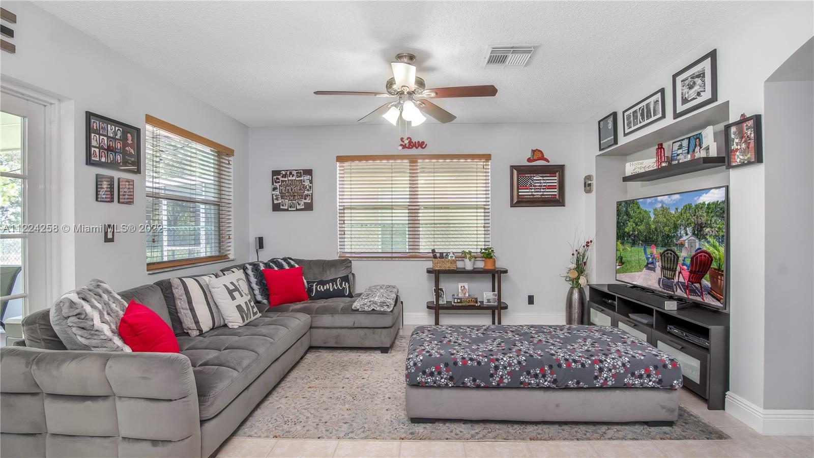 Listing Photo 7