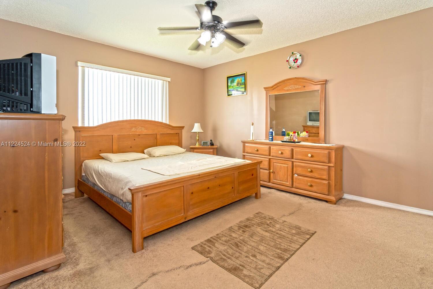 Listing Photo 13