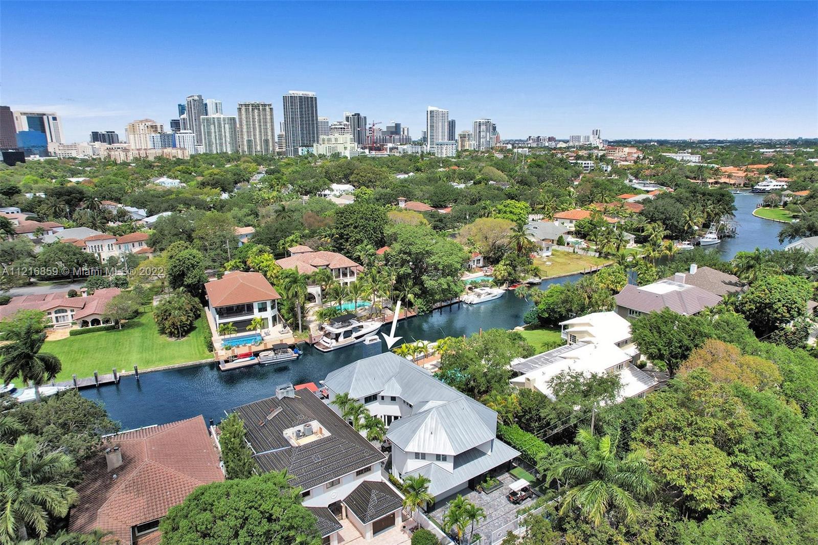 Close to Downtown, Las Olas, and the Airport