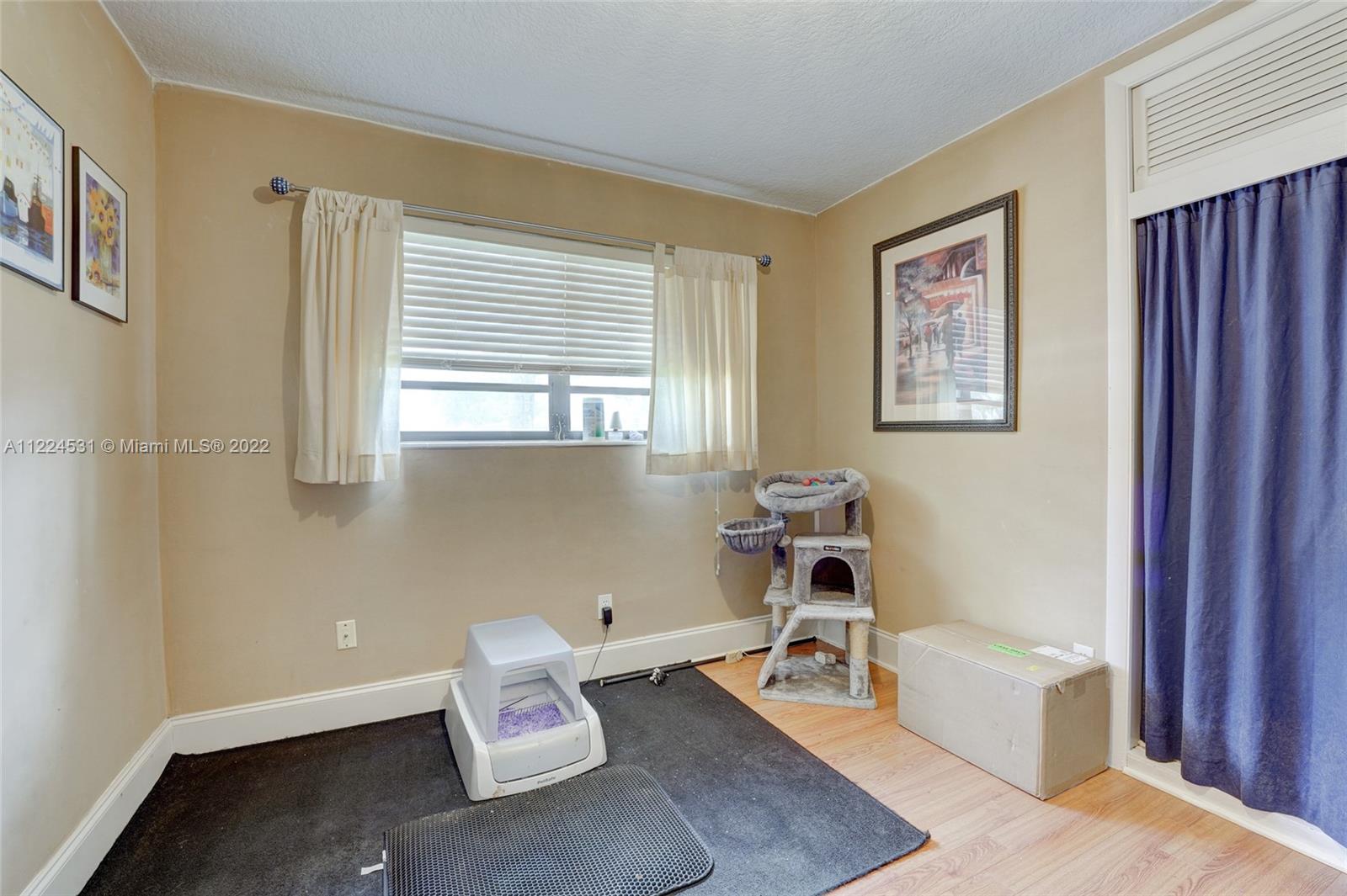 Listing Photo 24