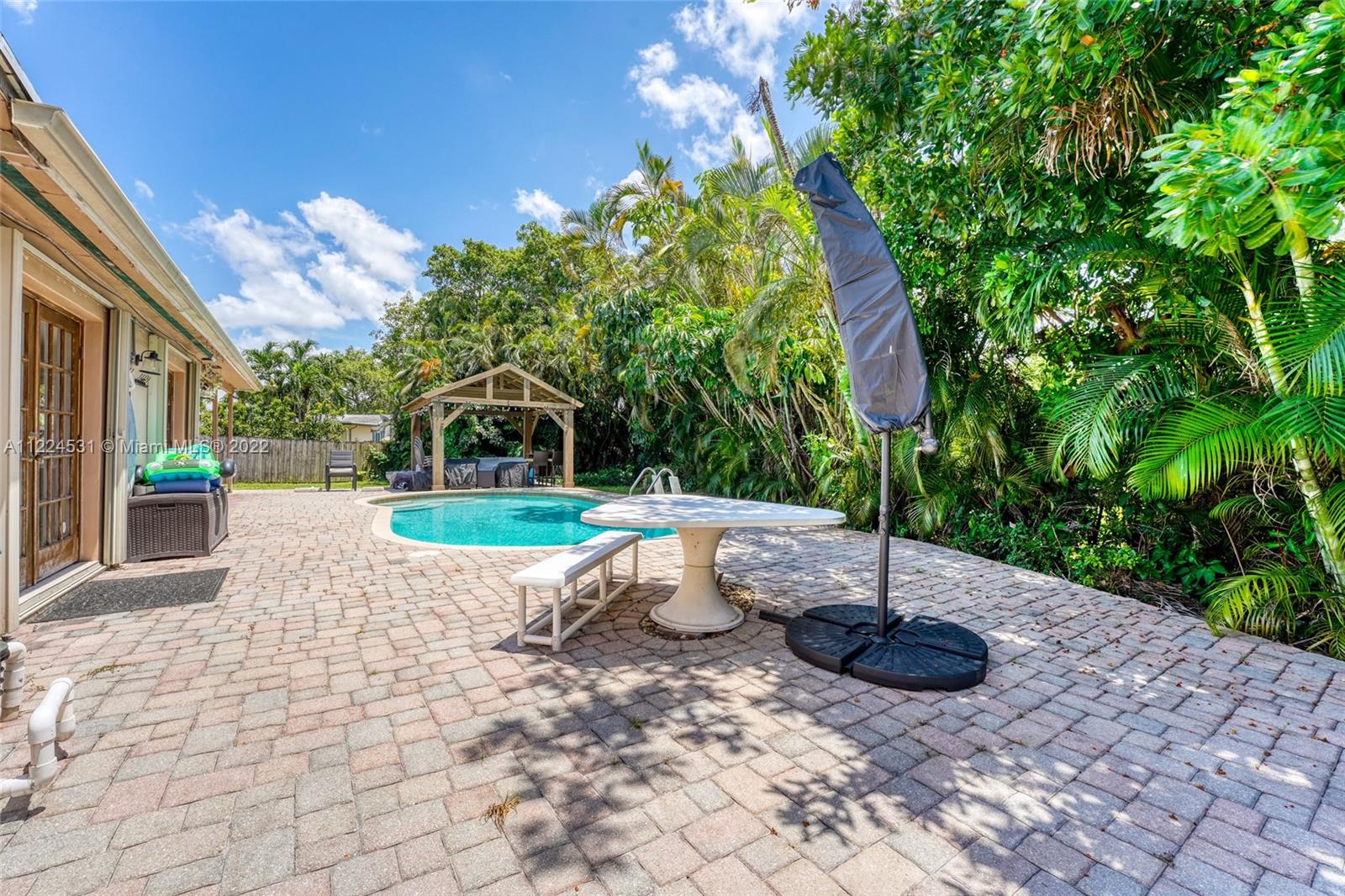 Listing Photo 32