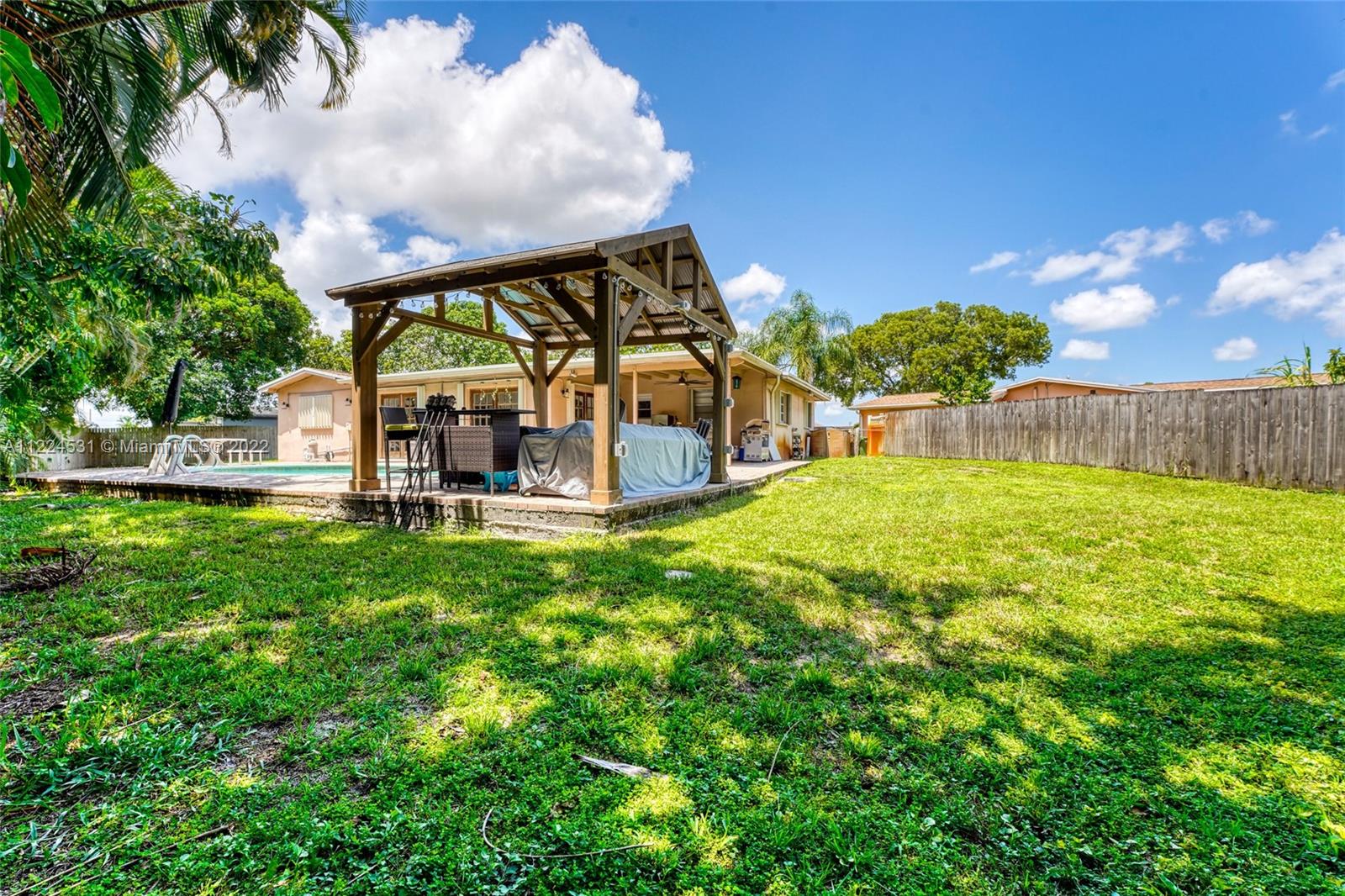 Listing Photo 38