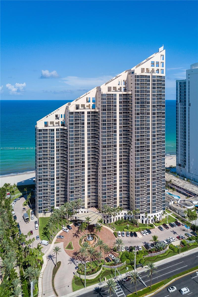 Direct ocean and intracoastal views from this beautiful 2 bed/2,5 bath. Floor to ceiling windows in every room, two large balconies on each side of the building, high celling, beautiful marble and wood floors. Cable and internet included. Magnificent unit in excellent location! In the heart of Sunny Isles Beach, close to restaurants and grocery stores, minutes to Aventura mall & Bal Harbor shops. Building offers high-end resort style amenities, including direct beach access, chairs and umbrella’s services, heated pool and hot tub, fully equipped fitness centre and spa, tennis court, free yoga classes, game room, kid’s club, library, movie theatre, and 24-hours concierge service.