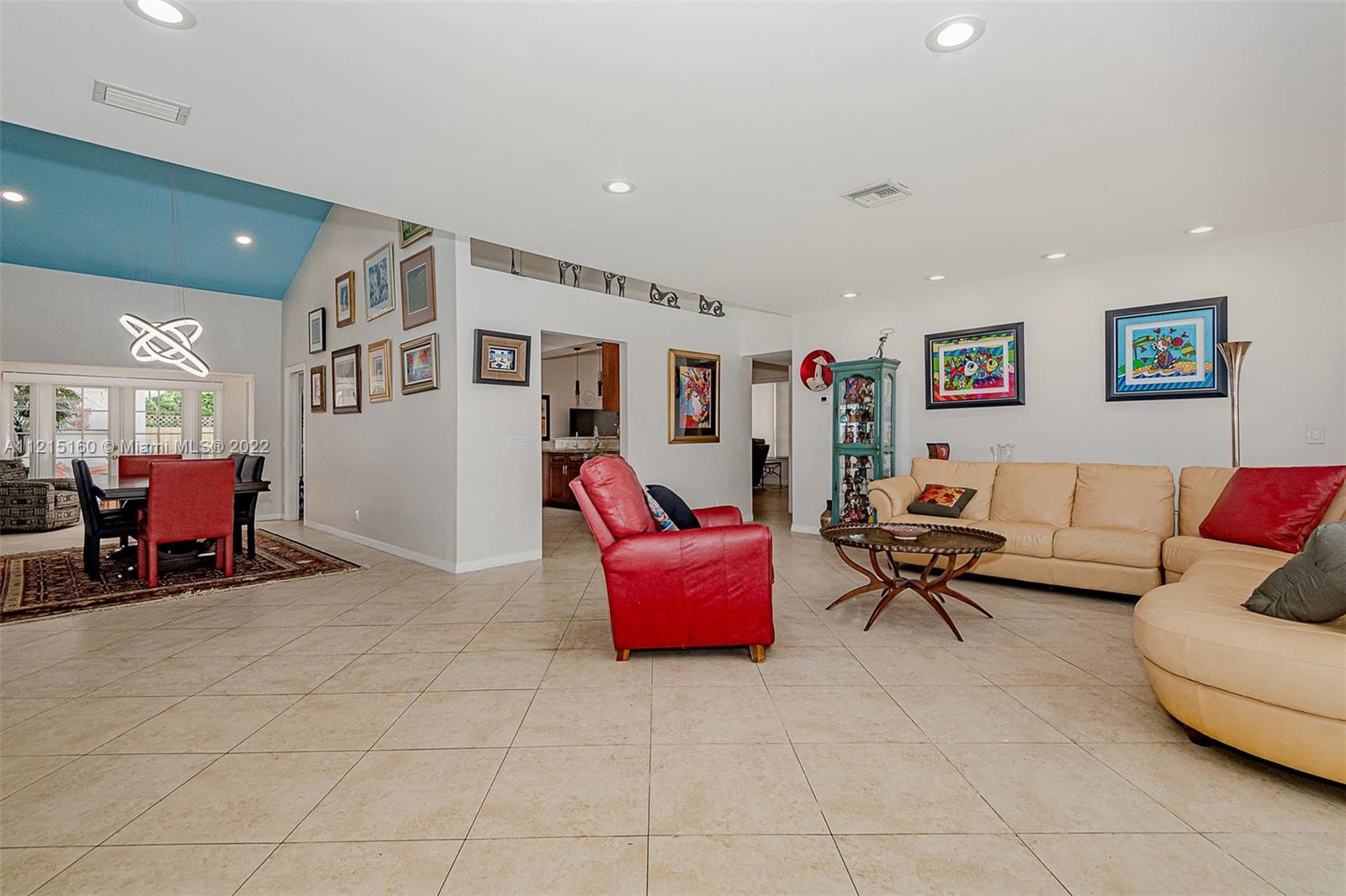 Listing Photo 7