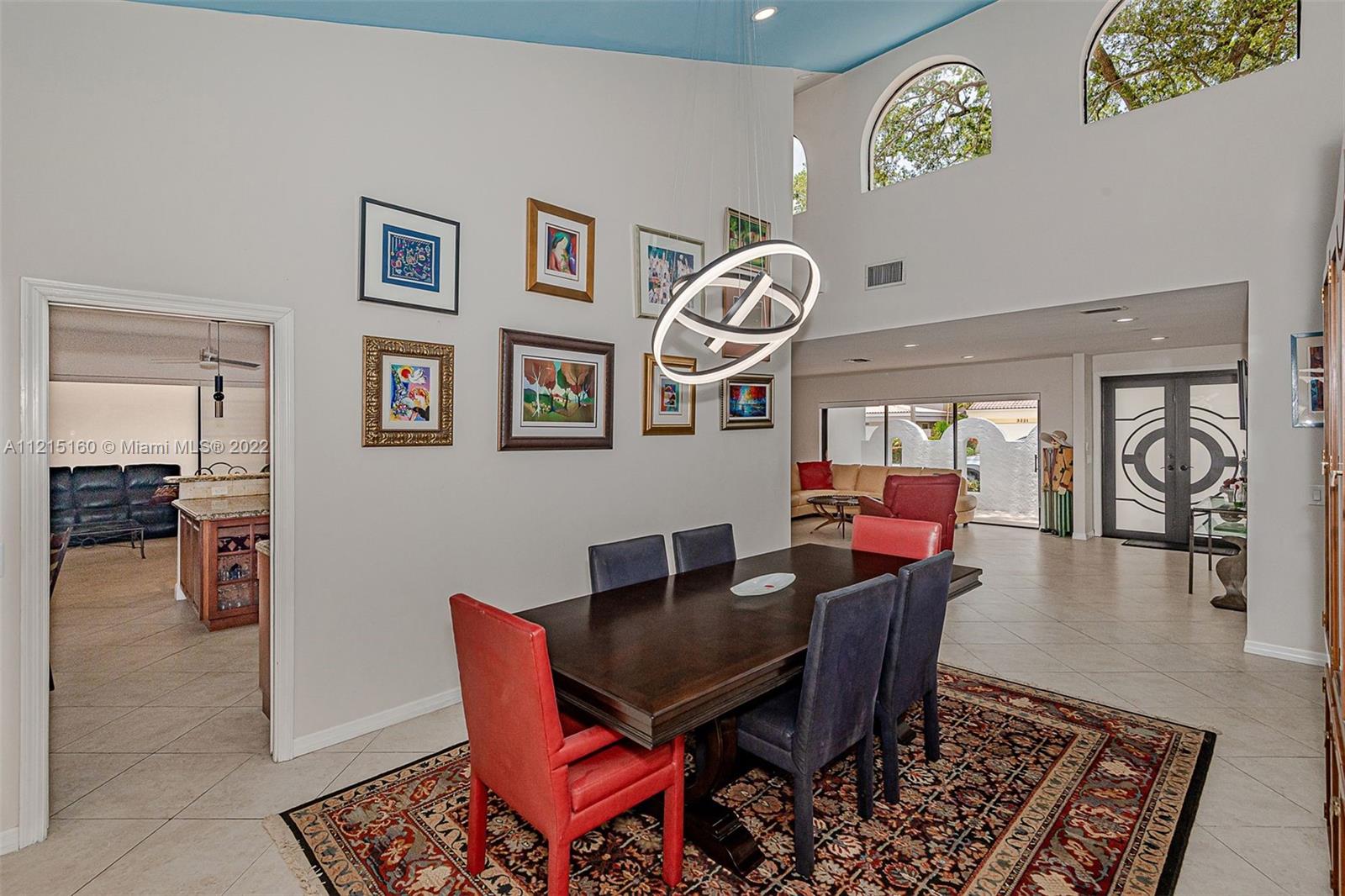 Listing Photo 8