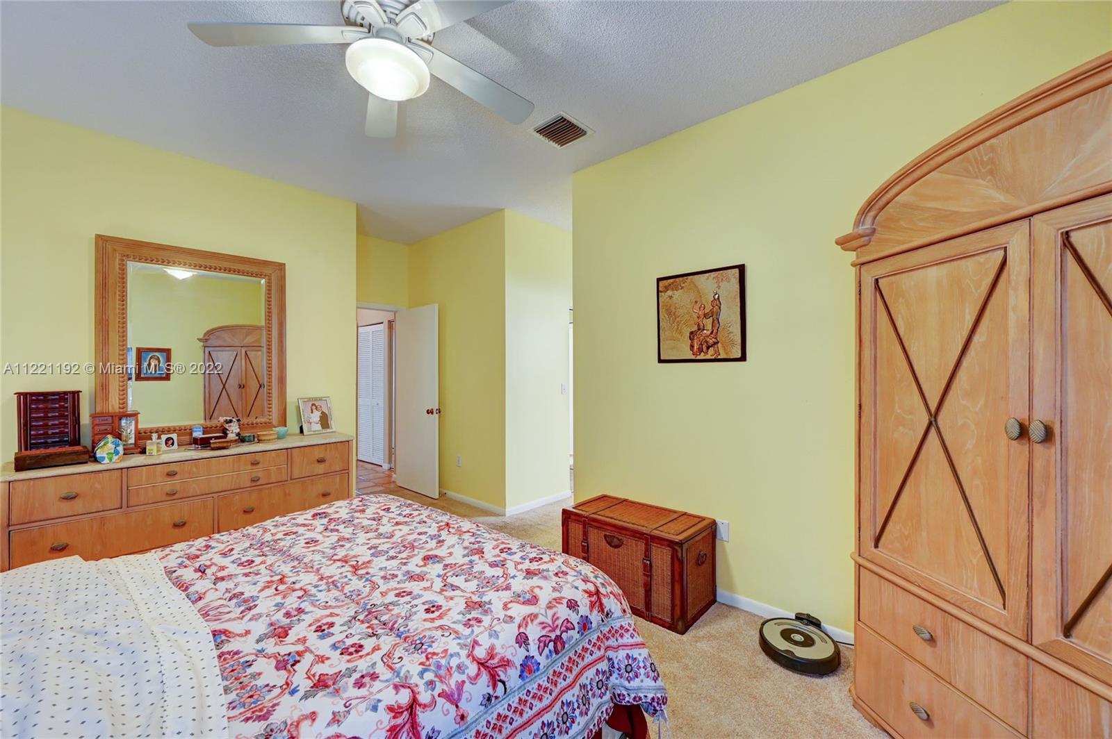 Listing Photo 16