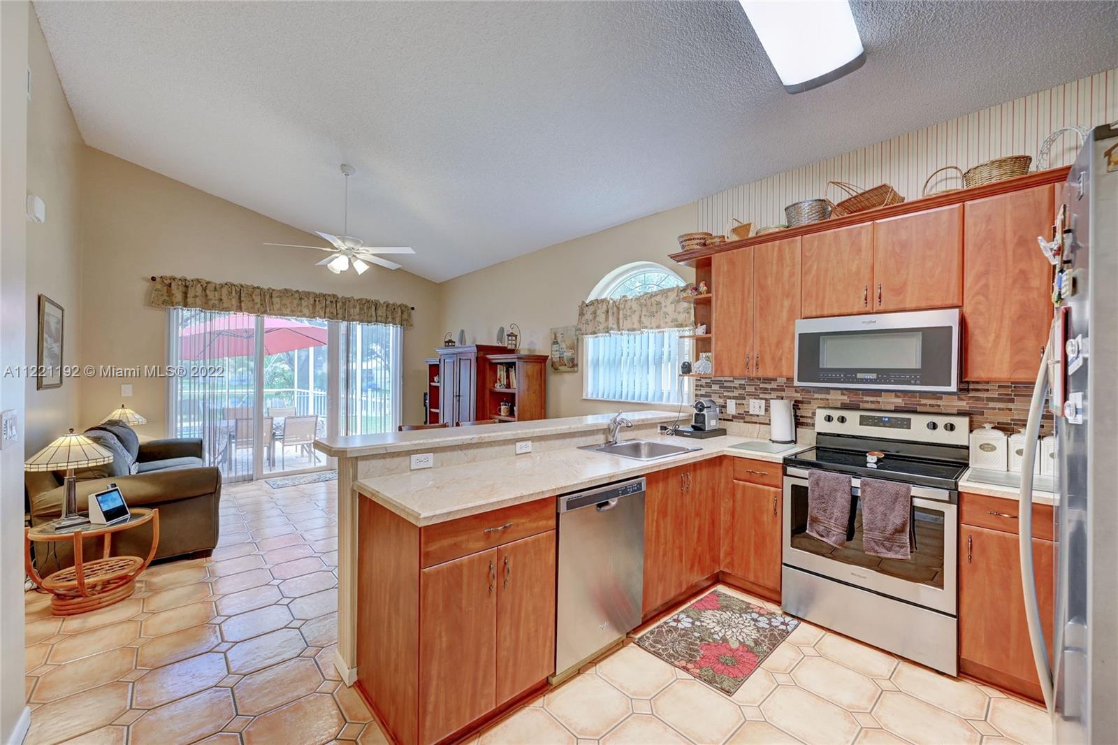 Listing Photo 7