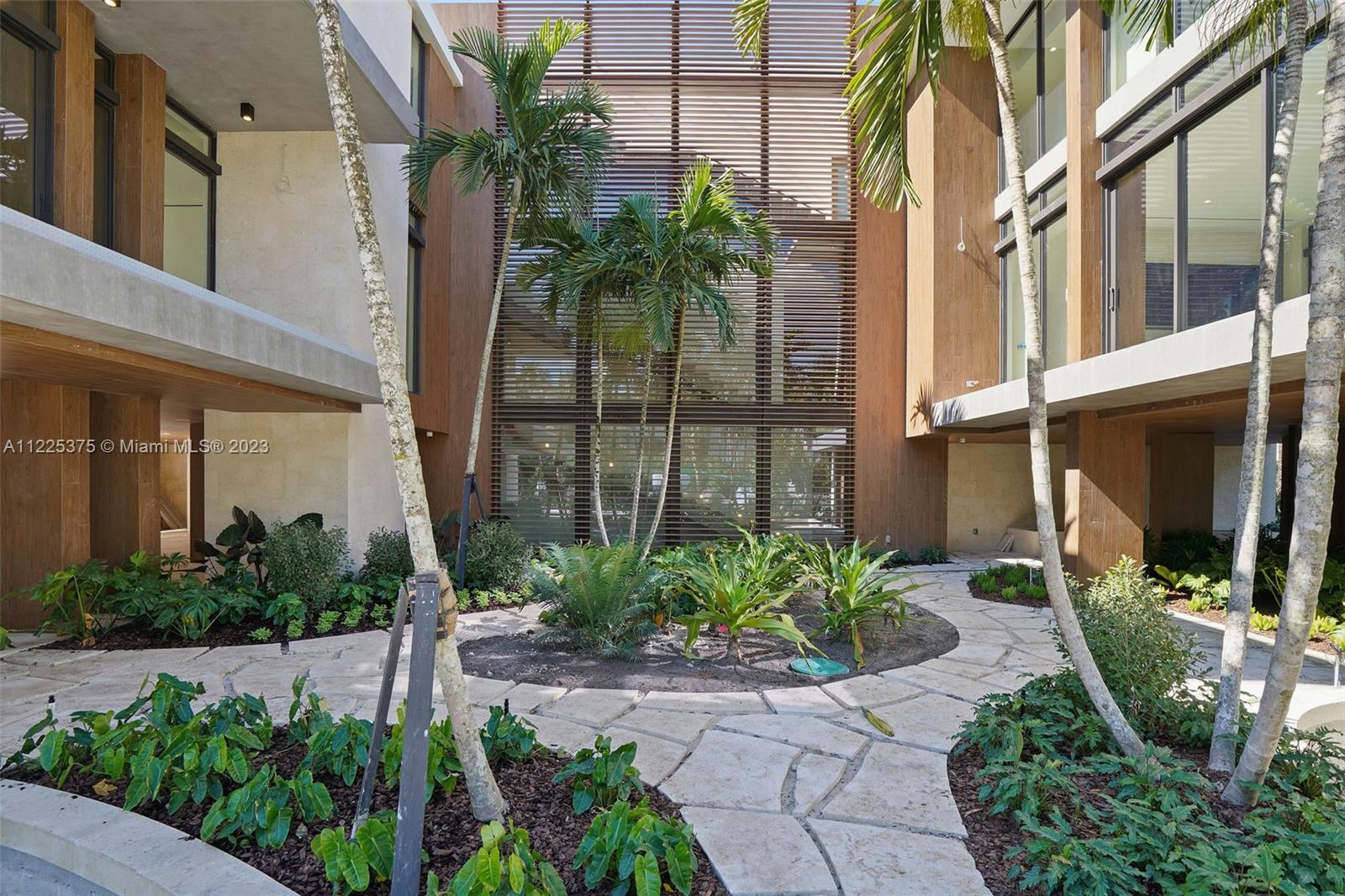 Listing Photo 10