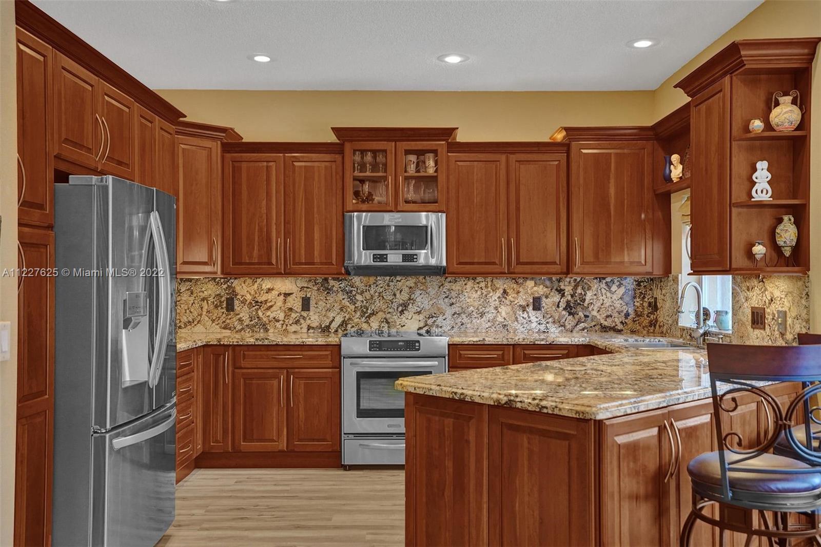 Listing Photo 18