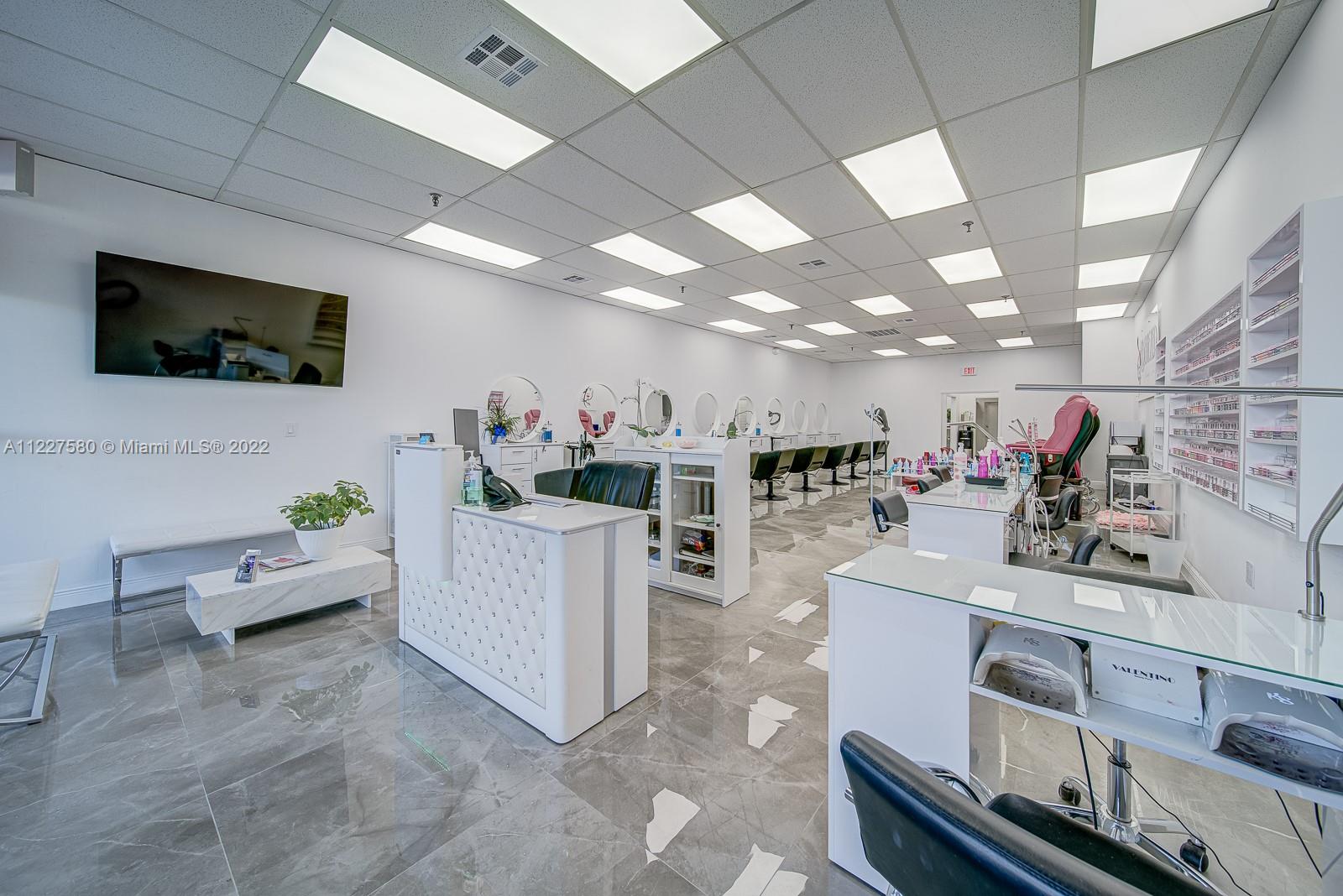 Full Service Beauty Salon On Bird Road In a Publix Shopping Center, Miami, FL 33165