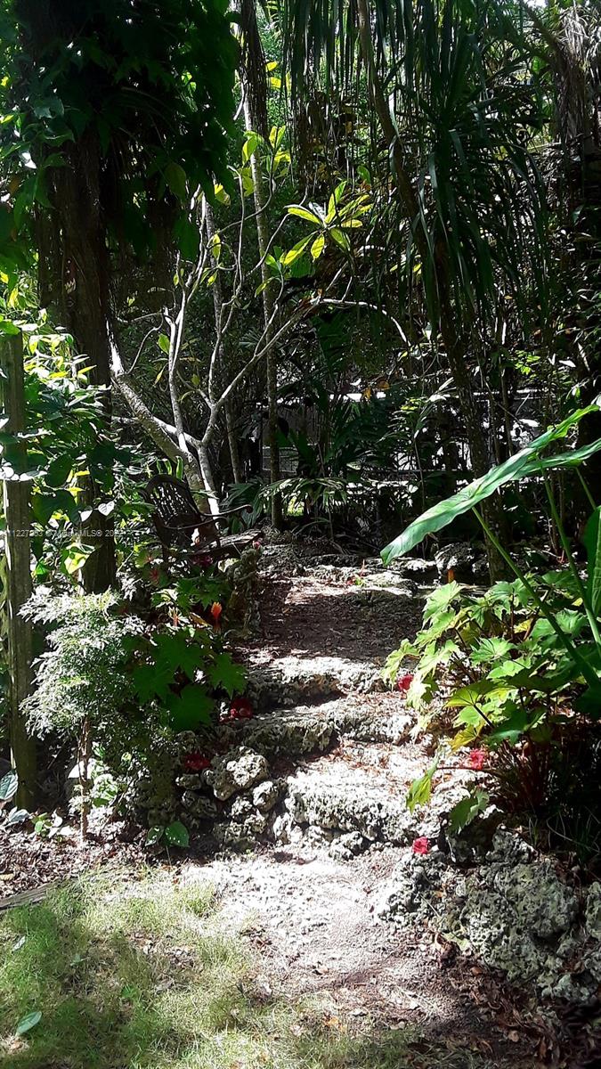 Listing Photo 28