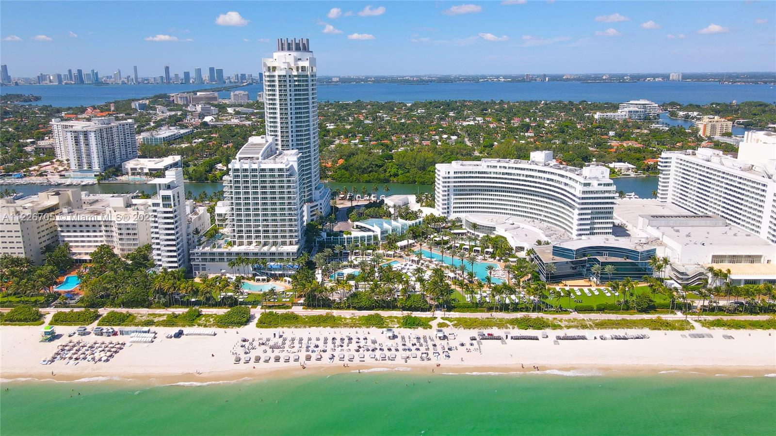Beautiful 2BD/3BA w/views of the ocean & bay and 3 large balconies at Fontainebleau II. Enjoy full service, vacation-style living in a furnished turnkey unit with 2 king beds, 2 sleeper sofas & more. Enroll in hotel rental program & receive income while away! The Fontainebleau Resort offers luxury amenities on 22 oceanfront acres including award-winning restaurants, LIV night club, Lapis spa & state-of-the-art fitness center. Maintenance includes: AC, local calls, electricity, valet + daily free breakfast in the owner’s lounge.