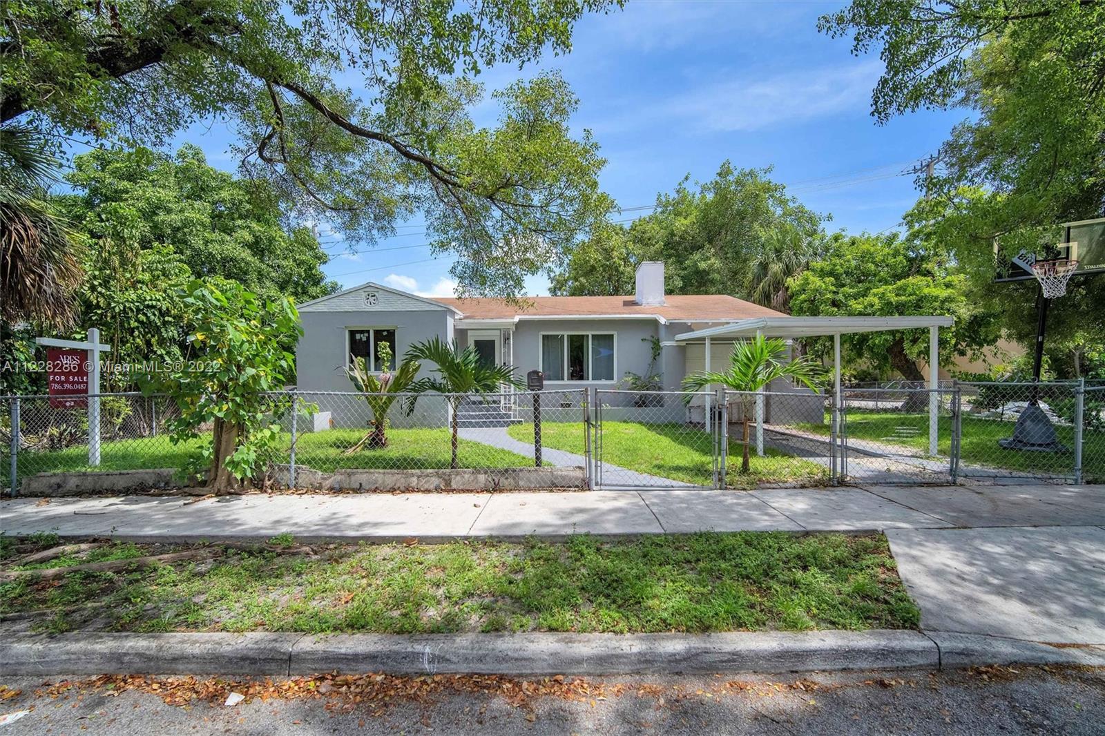 586 NW 48th St  For Sale A11228286, FL