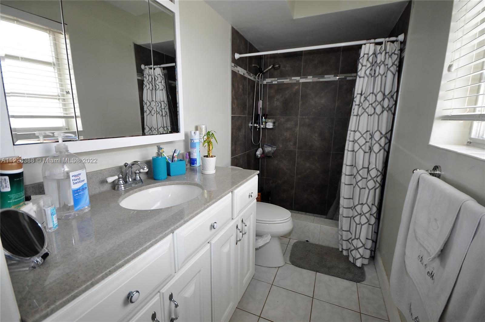 Listing Photo 24