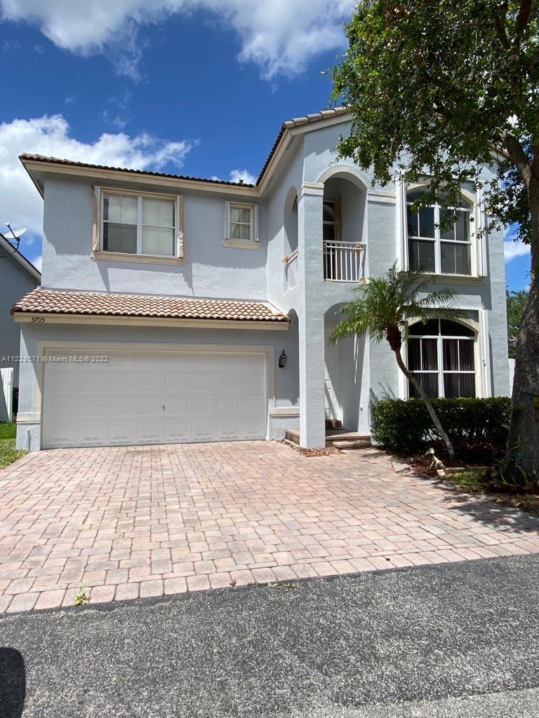 3705 SW 50th St  For Sale A11228571, FL