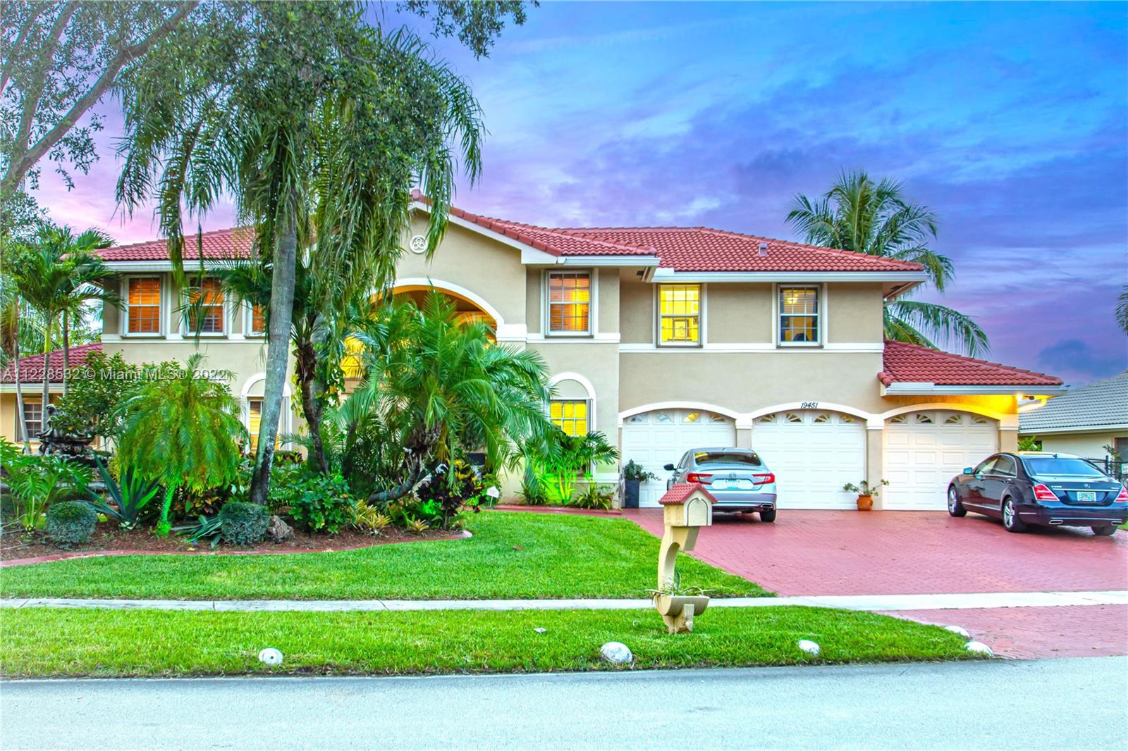 Listing Photo 1