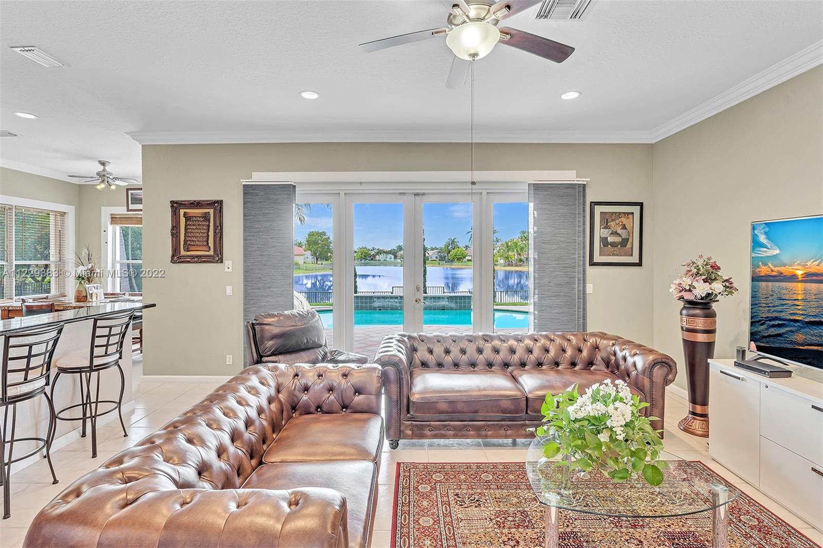 Listing Photo 11