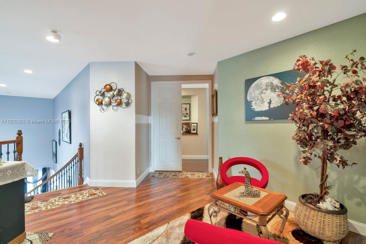 Listing Photo 32