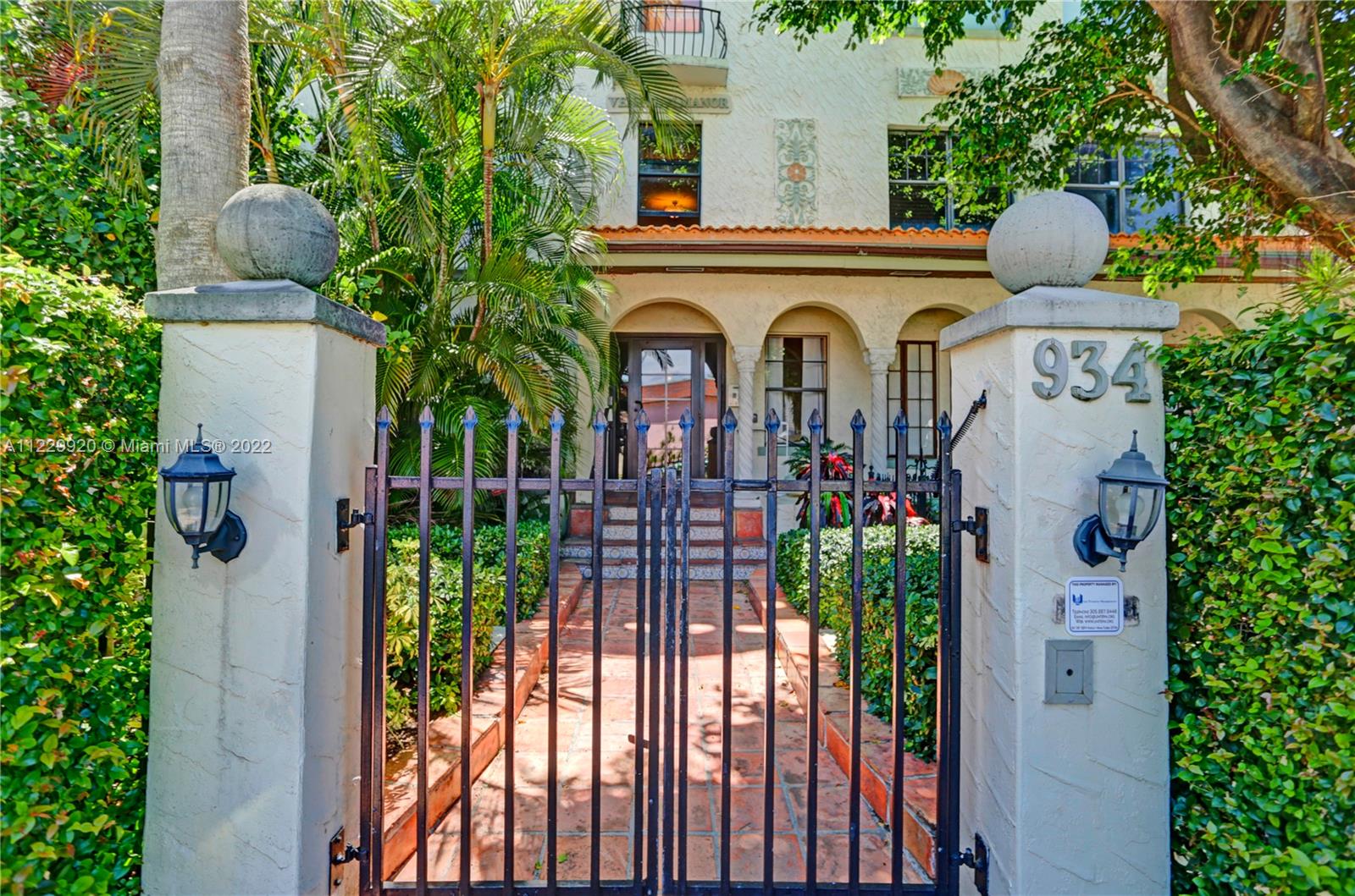 Islands Condos For Sale