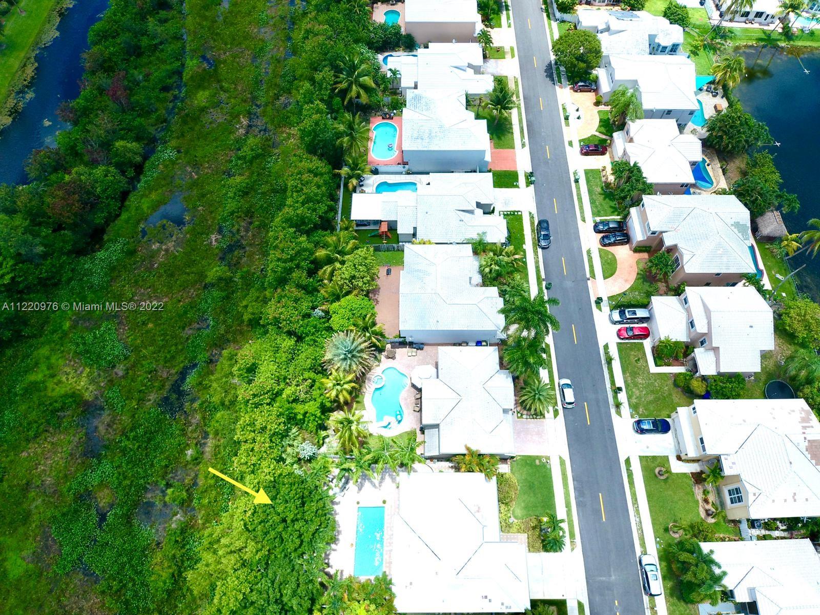 Listing Photo 11