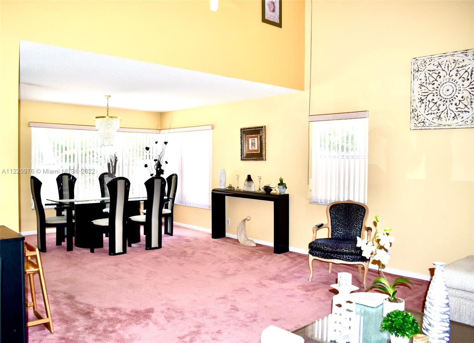 Listing Photo 14