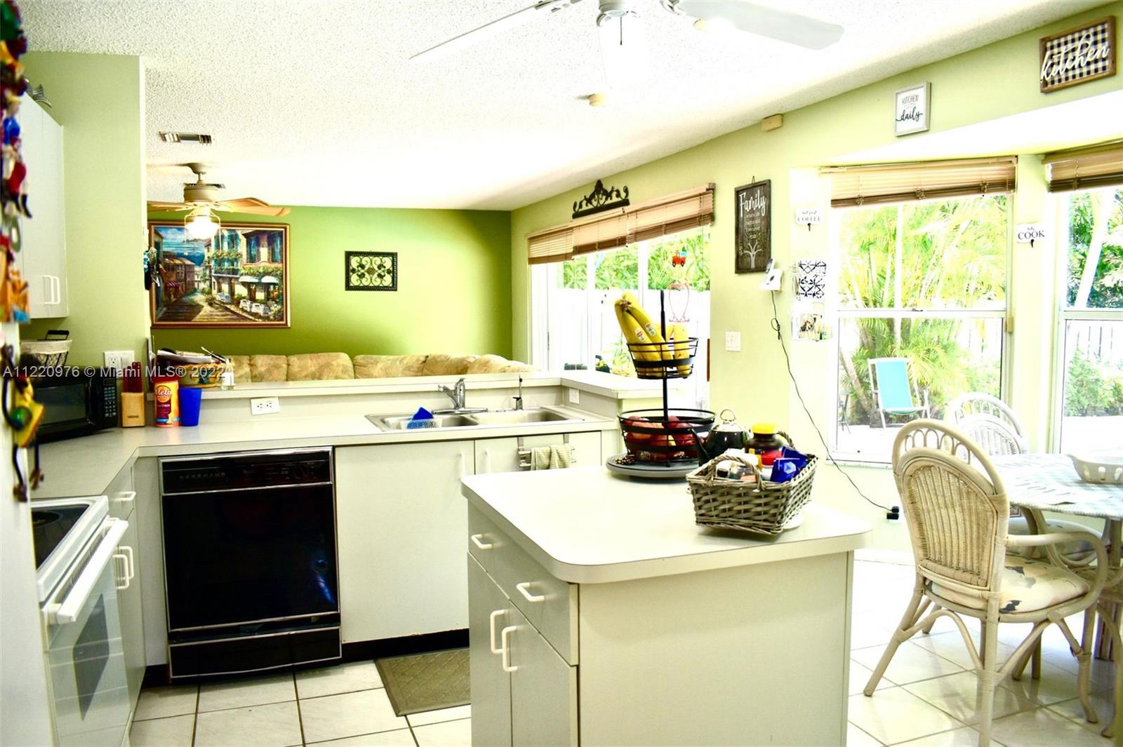 Listing Photo 23
