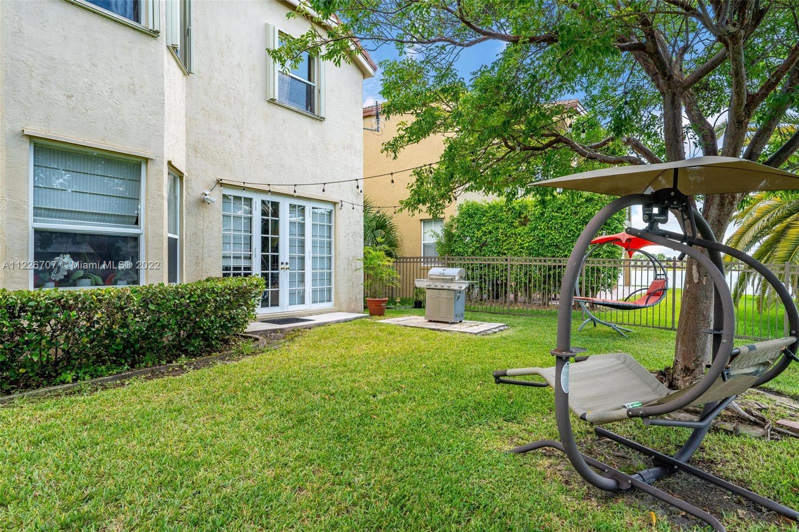 Listing Photo 18