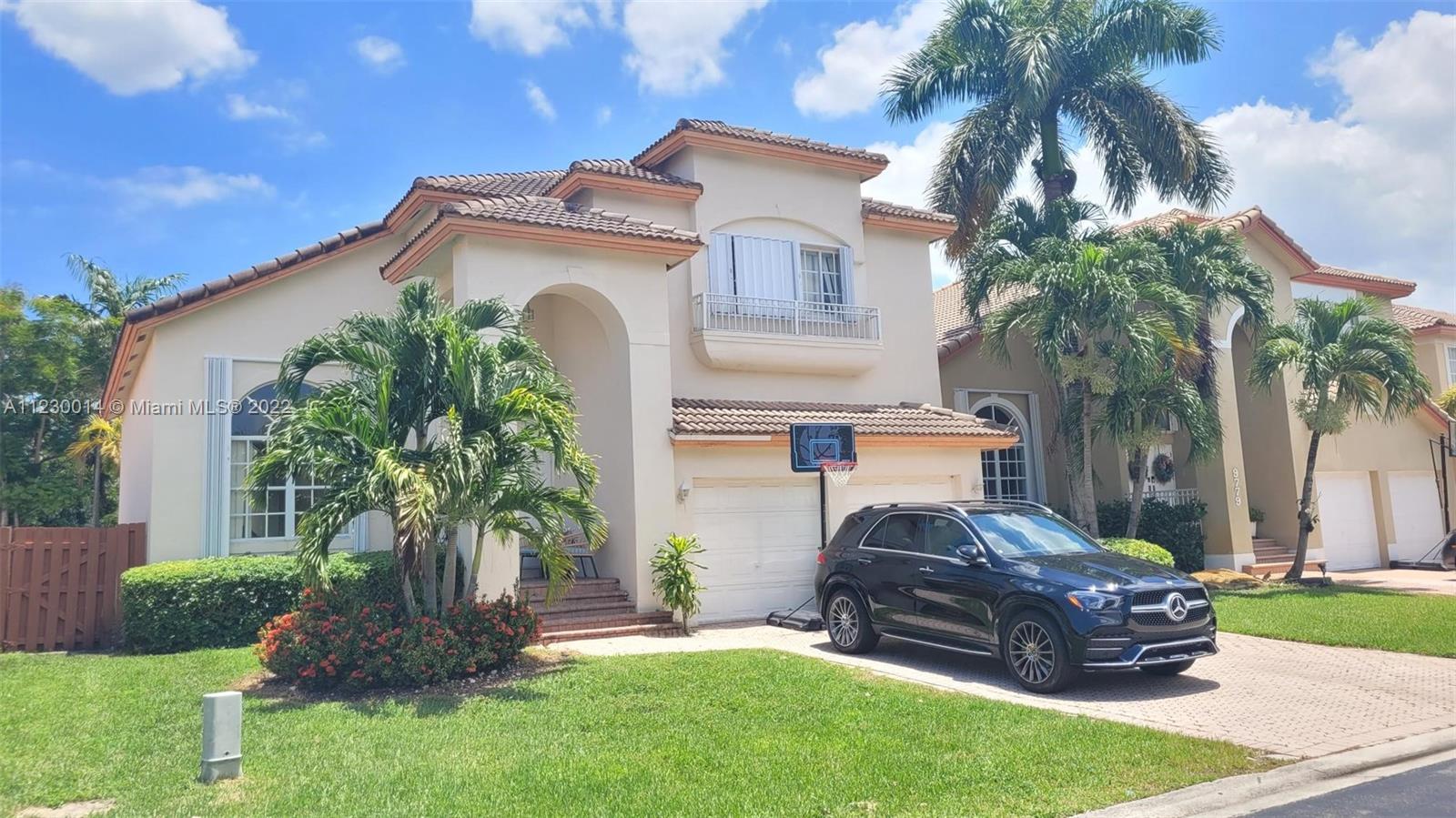 Photo 2 of 9787 29th St in Doral - MLS A11230014
