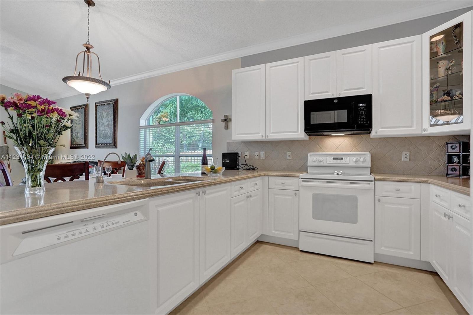 Listing Photo 19