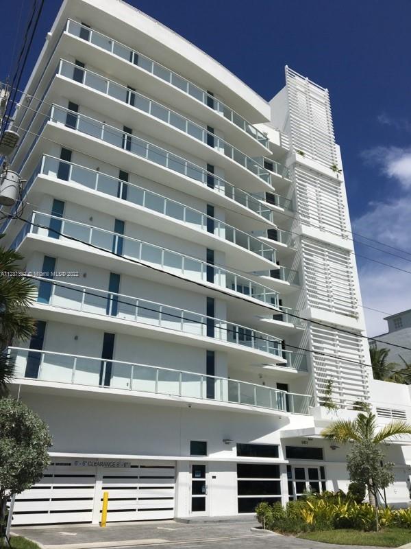 Photo 1 of Bay Harbor Islands Apt 701 in Bay Harbor Islands - MLS A11231392