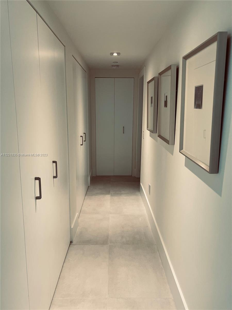 Hallway to 3rd bedroom