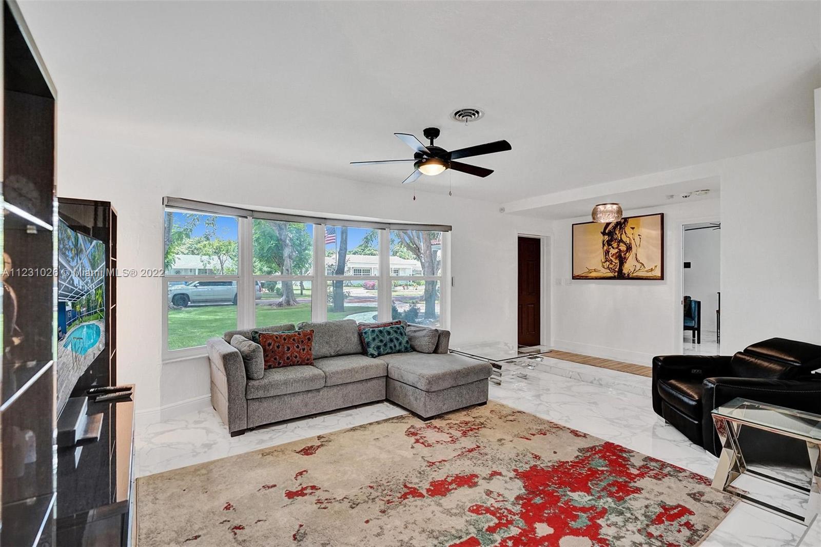 Listing Photo 14