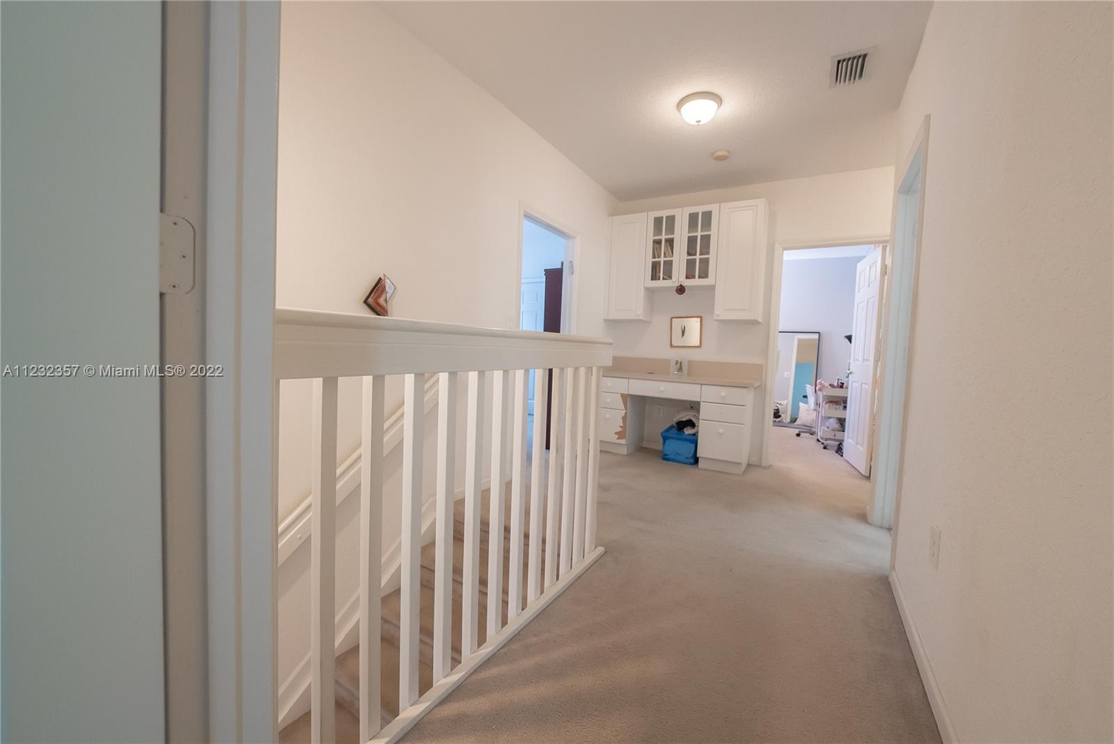 Listing Photo 14