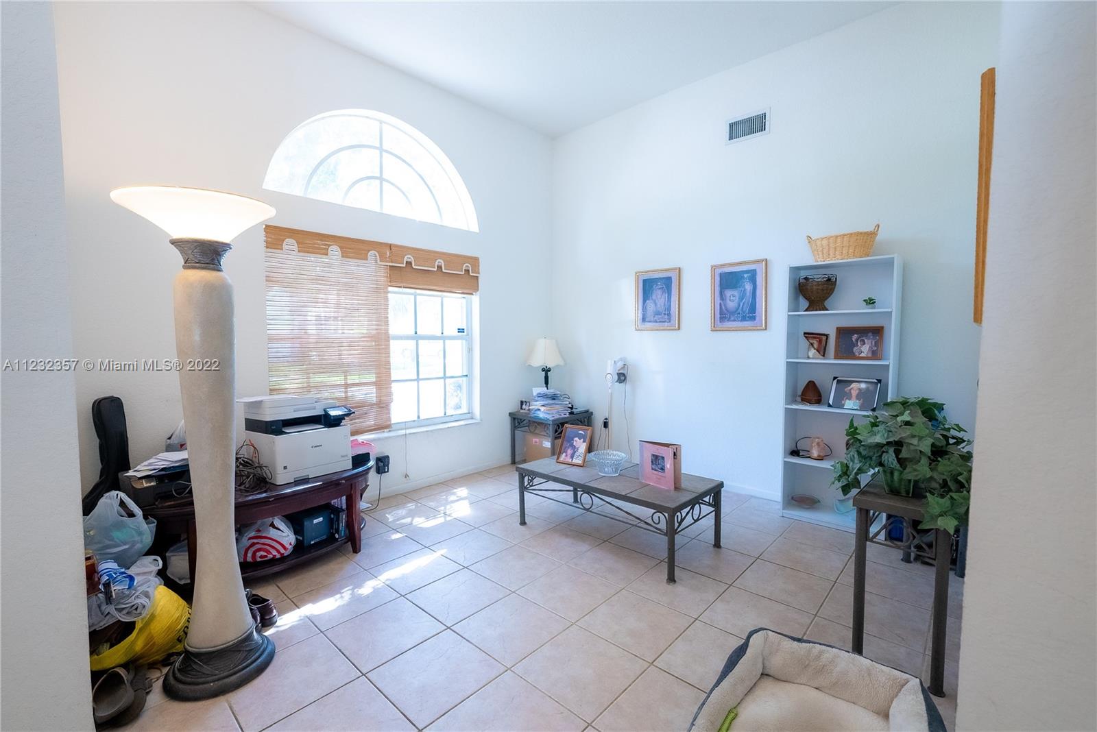 Listing Photo 8