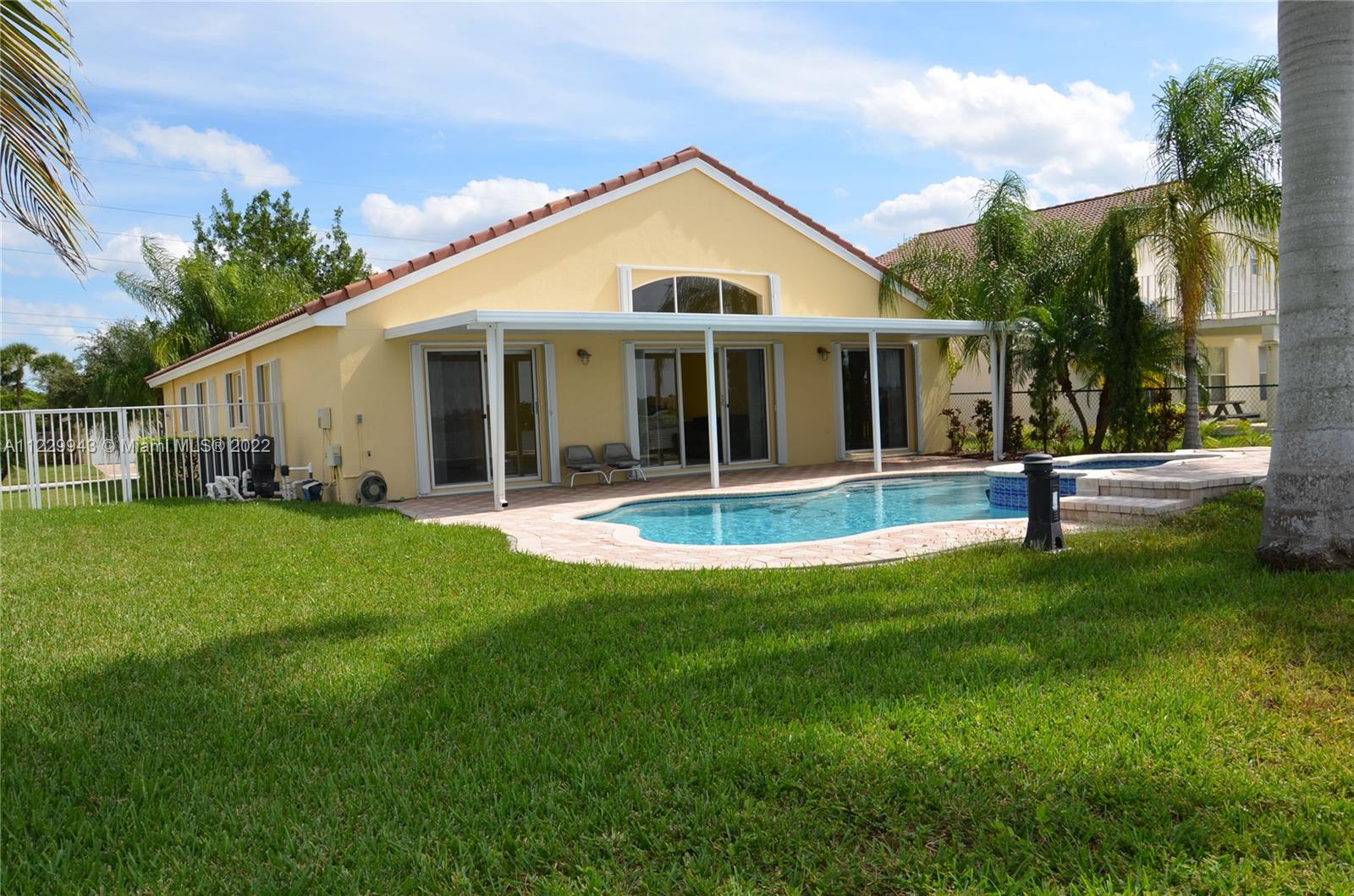 Listing Photo 21