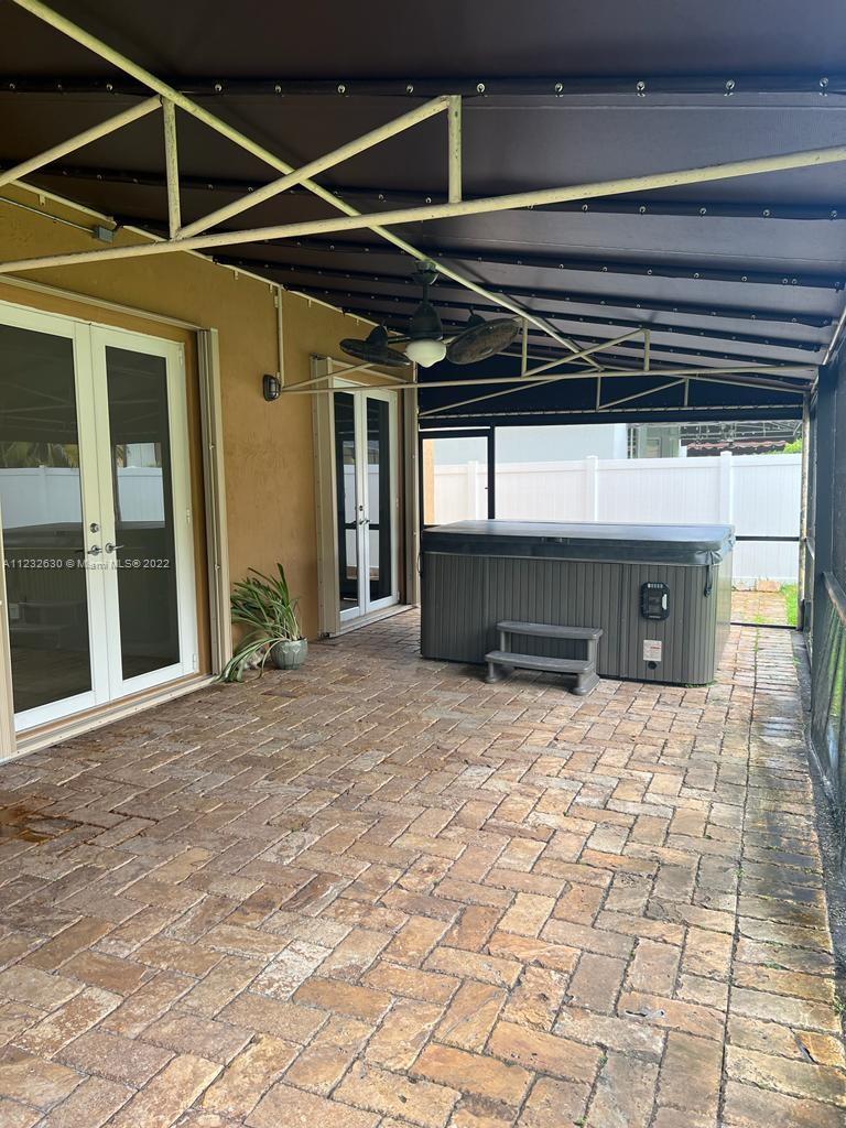 Listing Photo 16