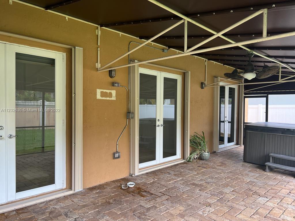 Listing Photo 17