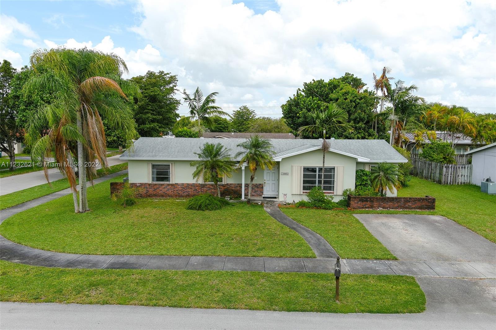 Great Family Neighborhood in Devon Aire Estates with A+ Schools.  *NO HOA*  3/2 Single Family Home on a Corner Lot.  Newer Roof (2018), water heater (2019) and Air-conditioning (2016).  Accordion shutters and storage room. Near MDCC Kendall, Town & Country Mall, The Falls, Dadeland Mall, Parks and ZooMiami. Motivated Seller.