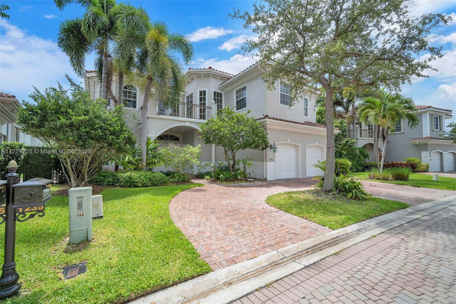 1235  Seagull Ter  For Sale A11229320, FL