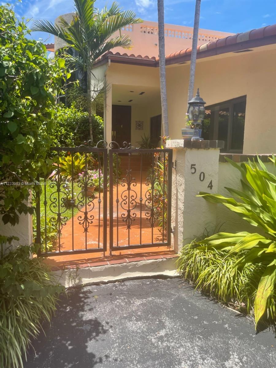 Attention Boaters:The most beautiful intracoastal lot in Golden Beach, with 135 FT. of stunning water frontage
Build your dreams come true house, or remodel this existing two story classic, situated on a prime location.
Adjacent to one of Golden Beaches many parks